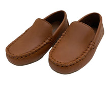 Load image into Gallery viewer, Strauss + Ramm Lil Carrson Tan Bison Boys Dress Shoe
