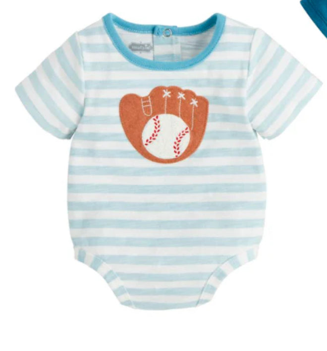 BOYS BASEBALL
CRAWLER-Glove/Ball Appliqué