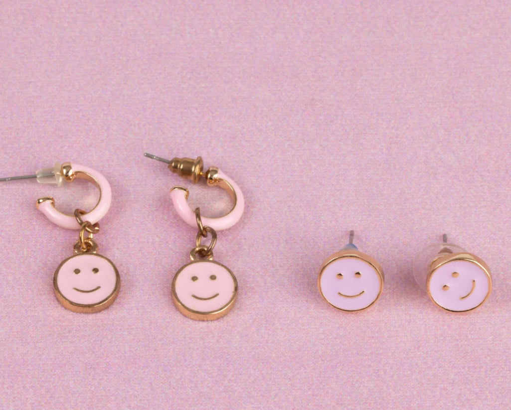 Boutique Chic All Smiles Earring Set