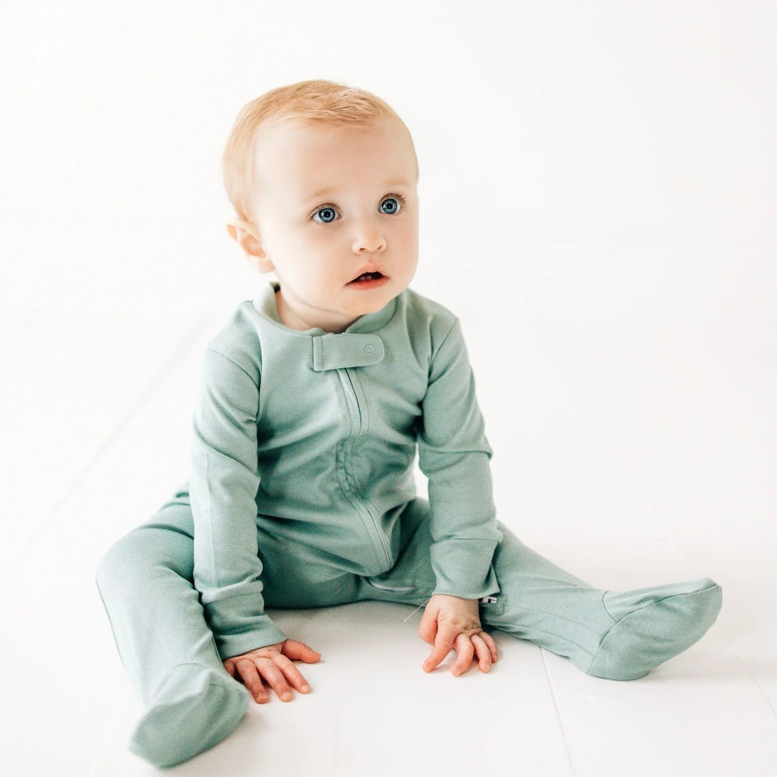 Luna & Arlo Basics Zip Footie - Moss