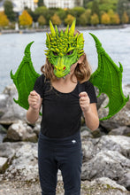 Load image into Gallery viewer, Great Pretenders Dragon Wings - Green
