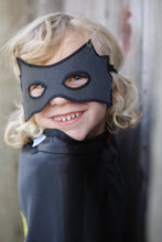Load image into Gallery viewer, GREAT PRETENDERS SPIDER BAT REVERSIBLE CAPE AND MASK
